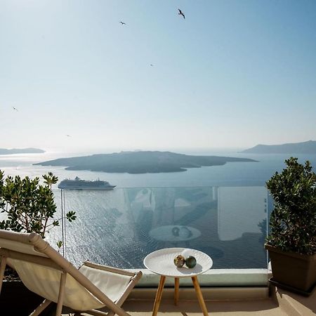 The Globe Suites Villa Fira  Exterior photo