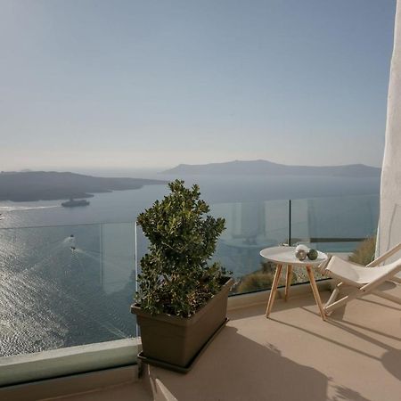 The Globe Suites Villa Fira  Exterior photo
