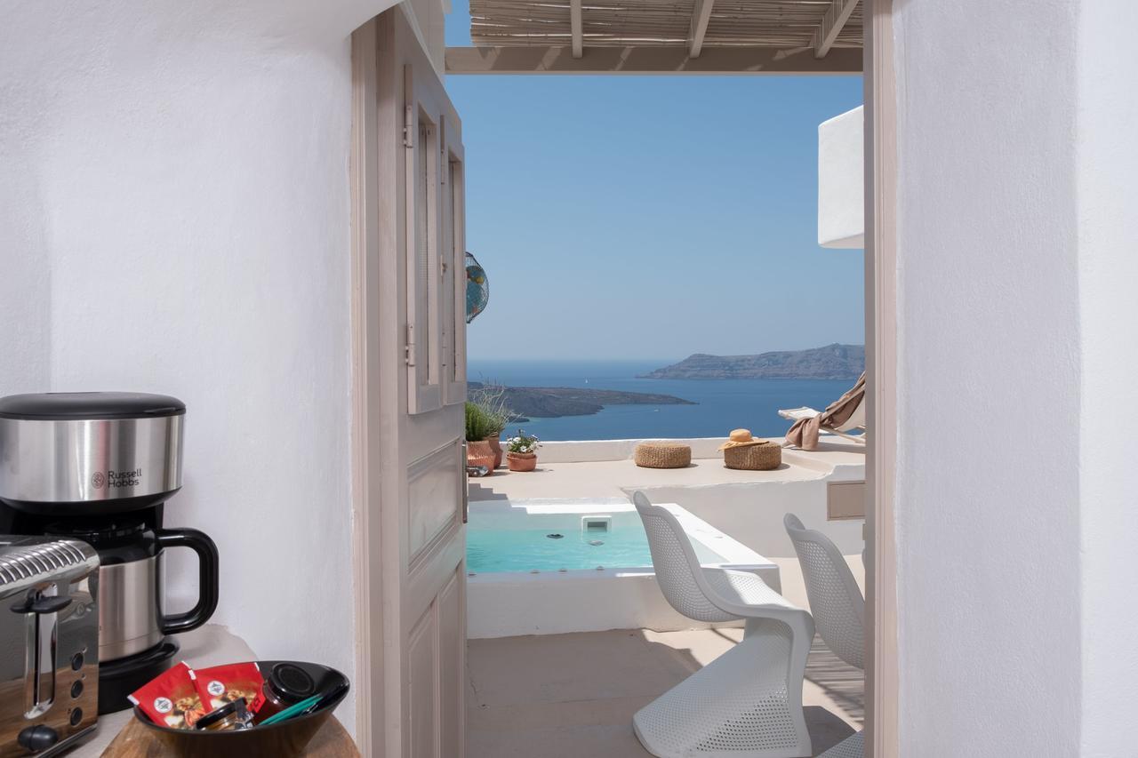 The Globe Suites Villa Fira  Exterior photo